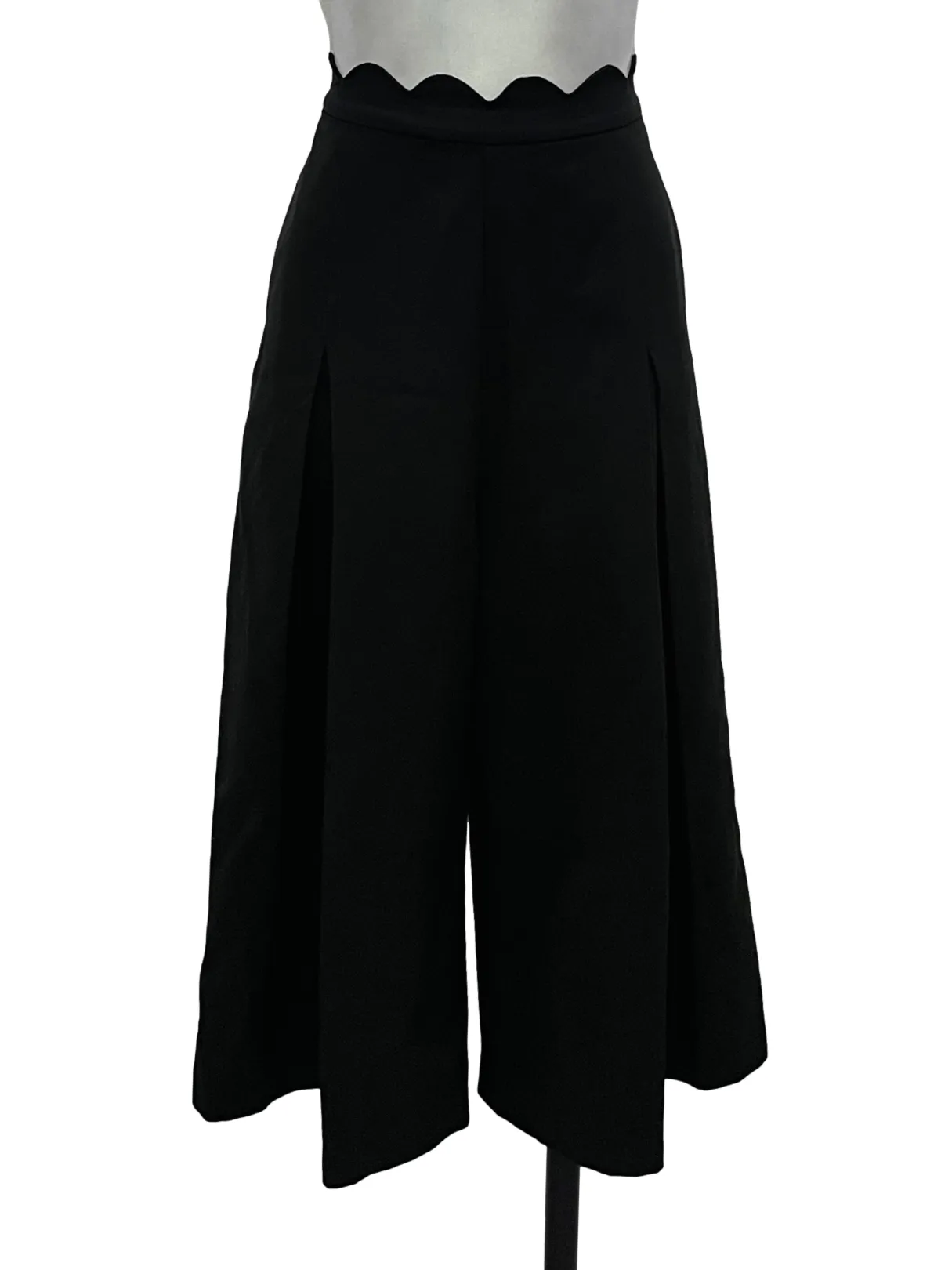 Black Scallop Culottes