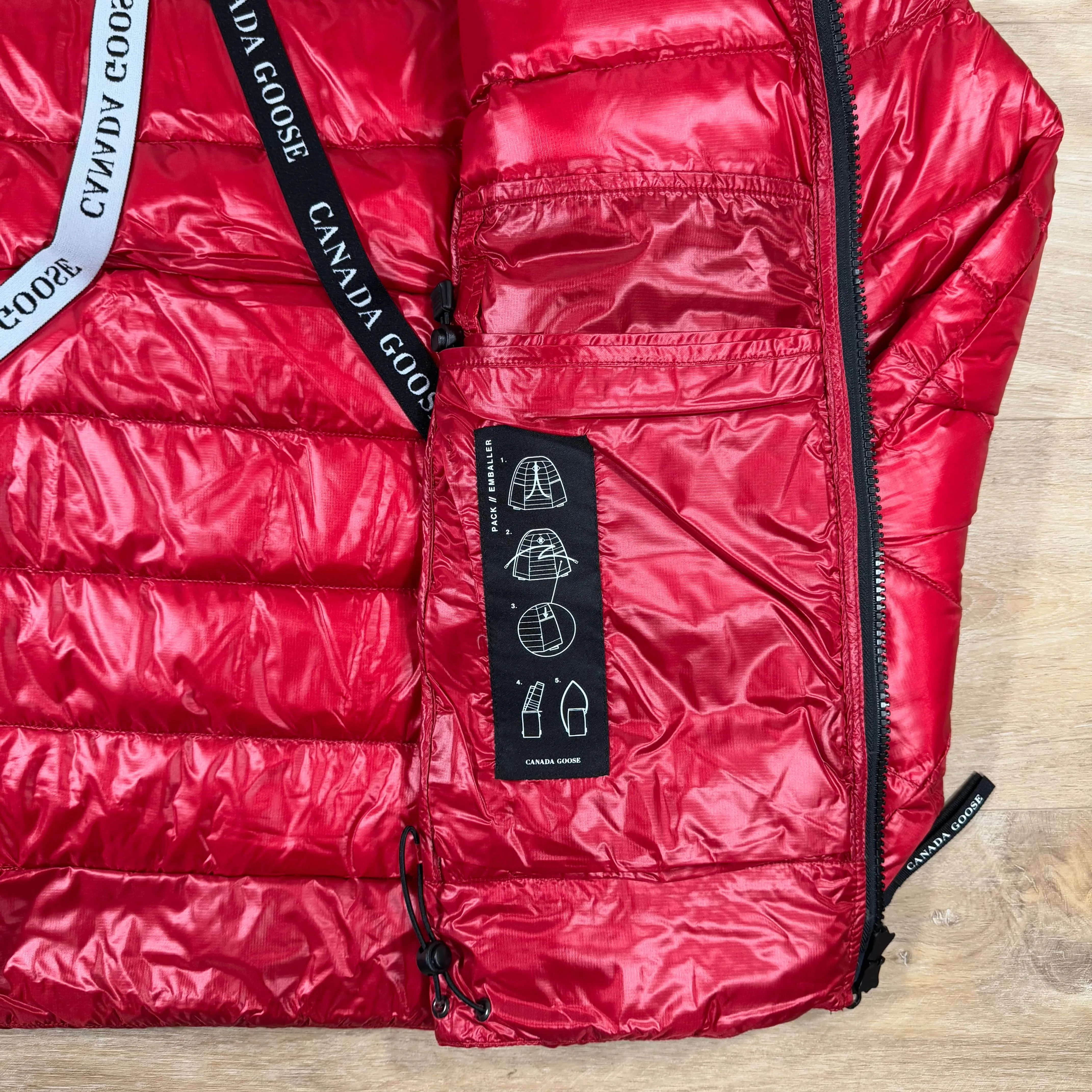 Canada Goose Crofton Jacket in Red