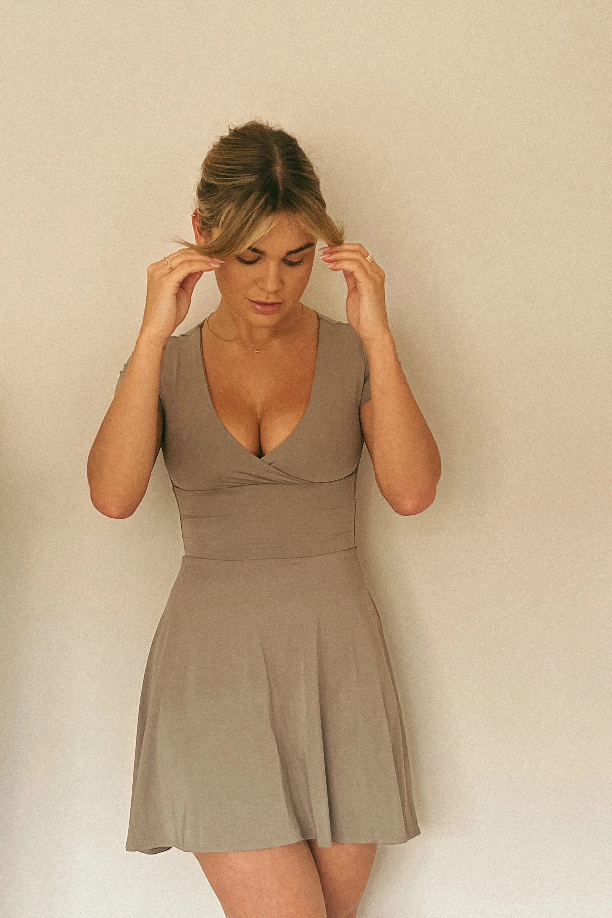 Contour Mini Dress Short Sleeves