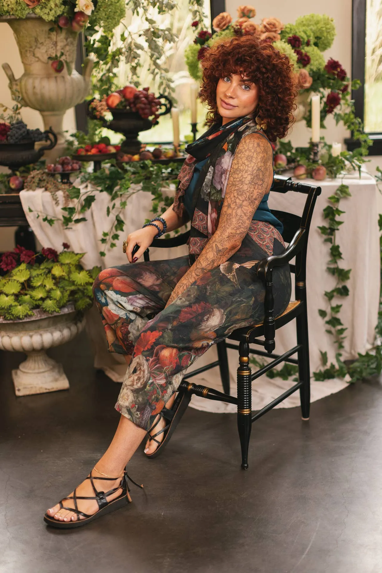 Flight of Fancy Linen Floral Print Cropped Artist Pants