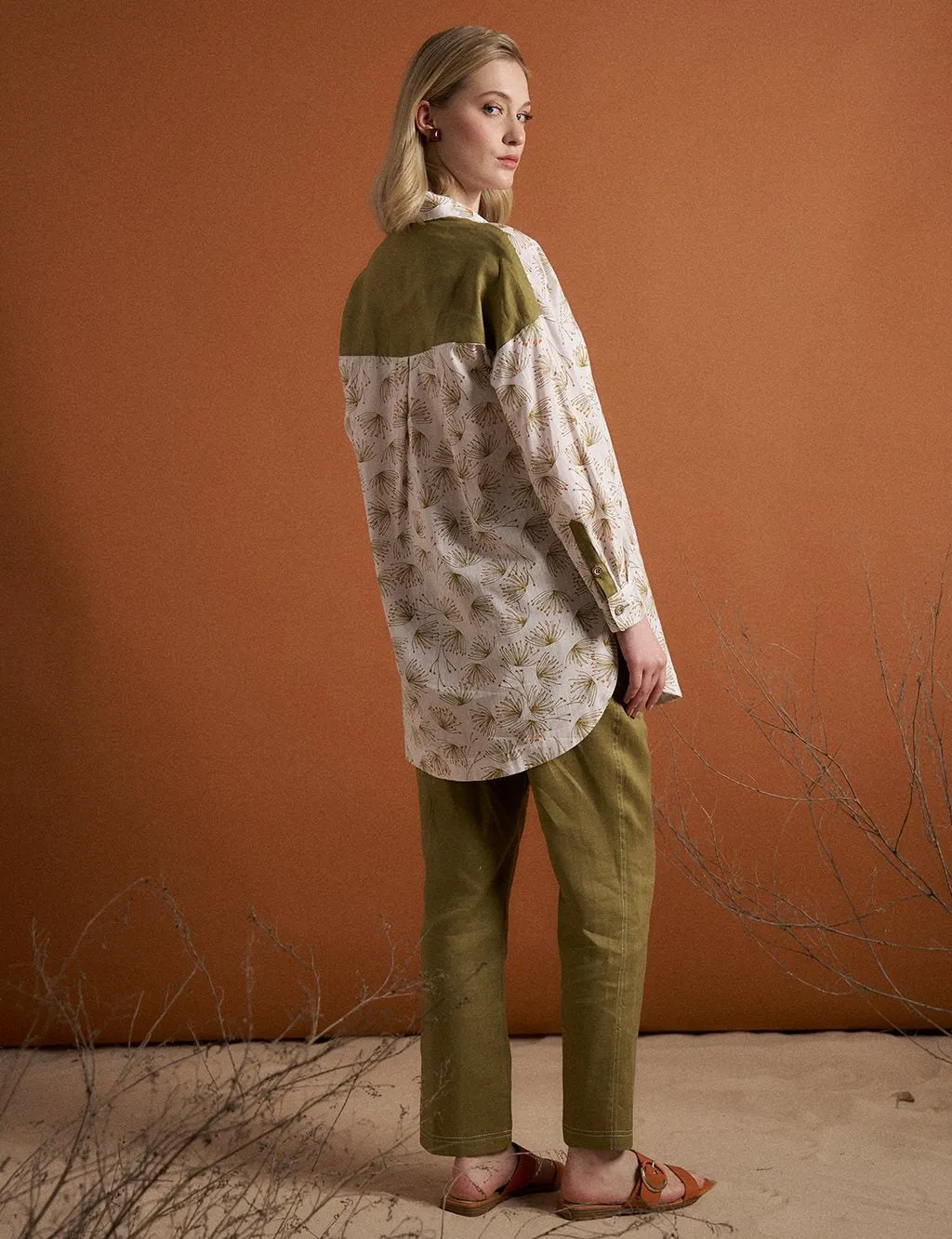 Floral Pattern Double Pocket Natural Fabric Tunic Olive-Optic White