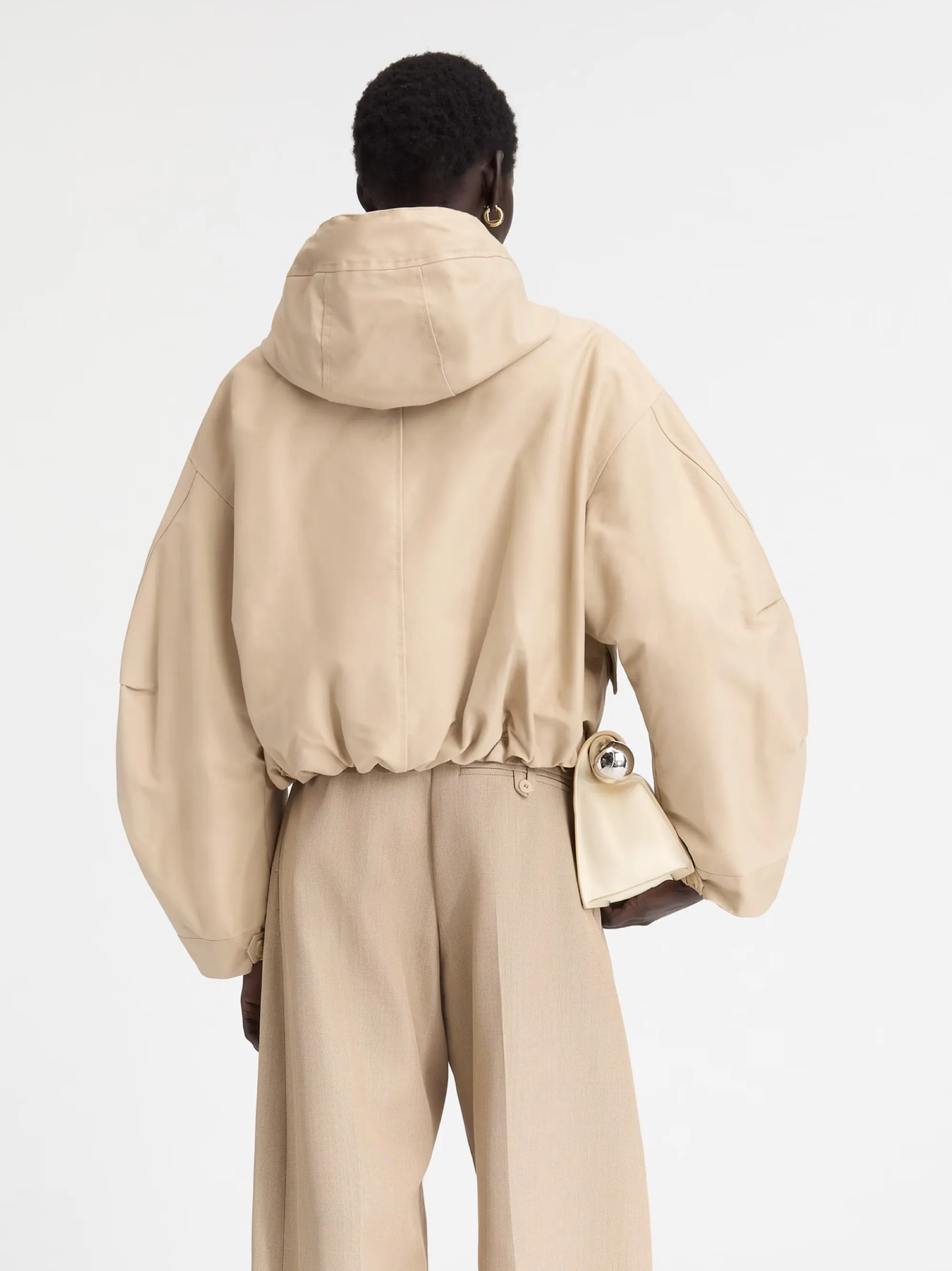 Jacquemus La Parka Courte Caraco in Beige