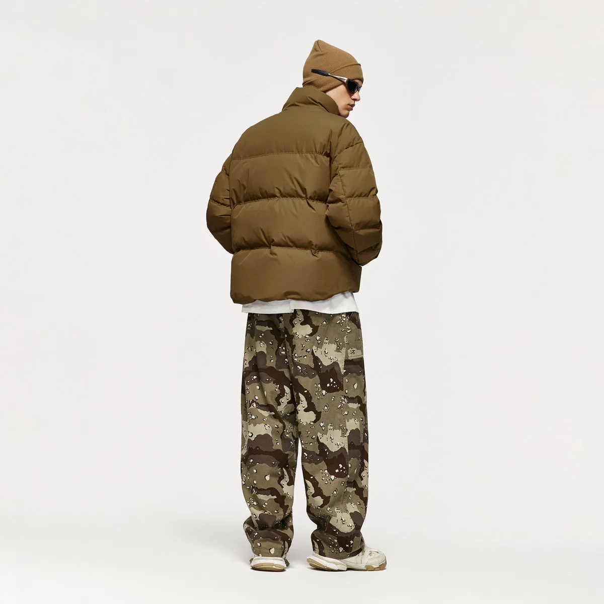 Short Puffer Jacket in Brown