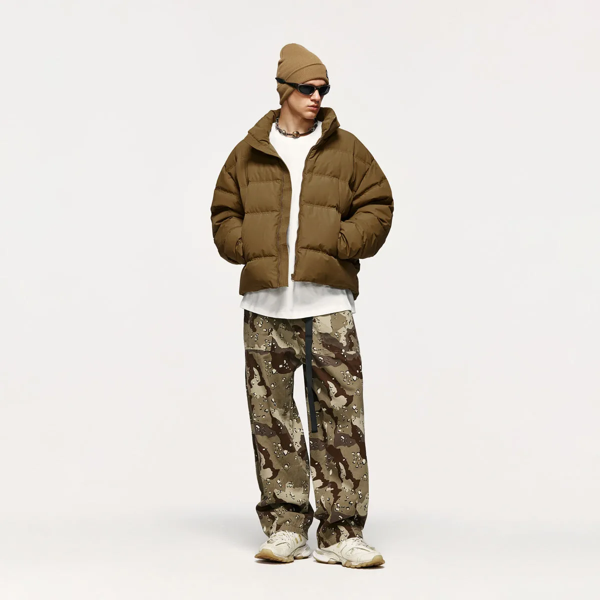 Short Puffer Jacket in Brown