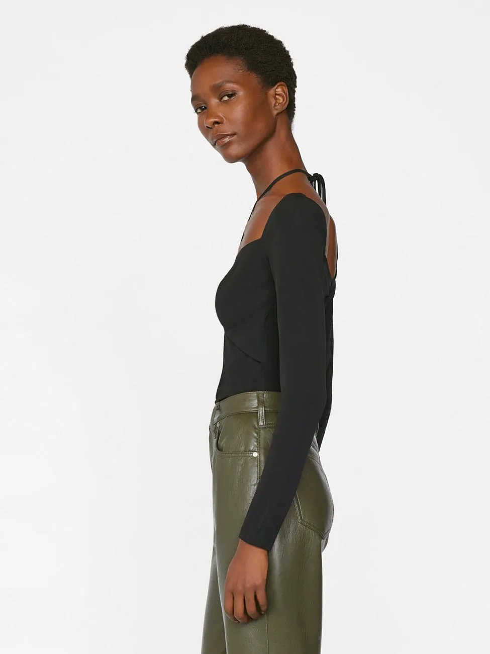 STRAPPY KNIT TOP